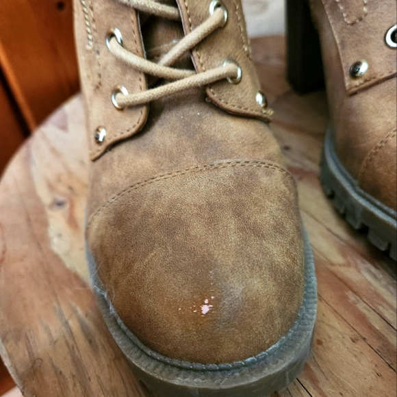 GUESS GBG JAYDYN HIGH HEEL PLATFORM COMBAT BOOTS - Picture 9 of 9